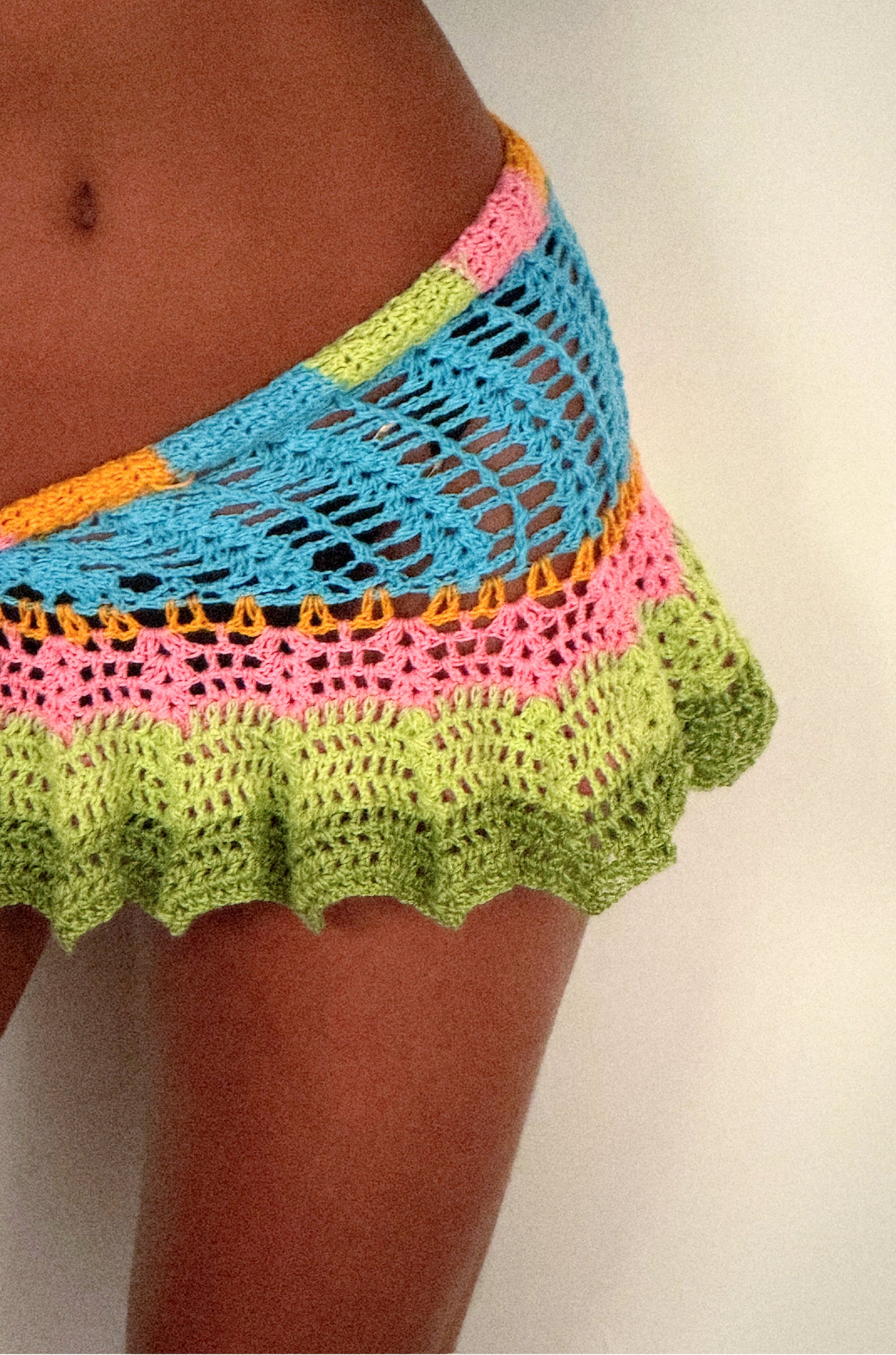 *girly mini skirt